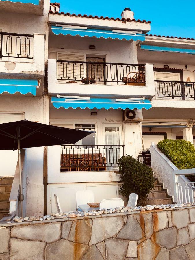 Seafront Maisonette In فوركا المظهر الخارجي الصورة